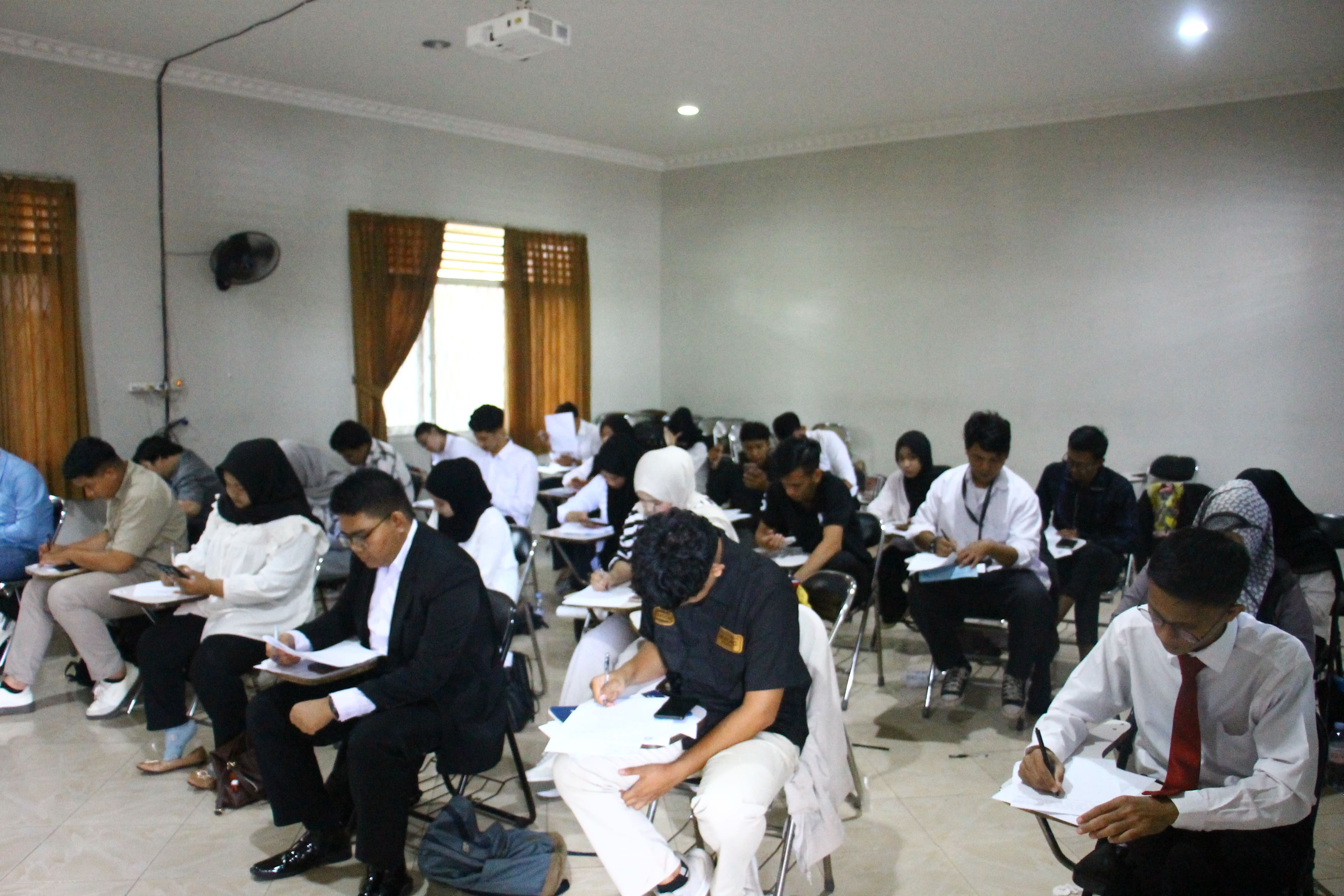 Pekan UAS Ganjil Tahun Akademik 2025/2026 STISIPOL Candradimuka Resmi Berakhir